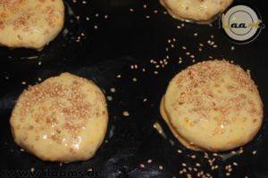 Krachel – marokkanische, süße Anis-Sesambrötchen