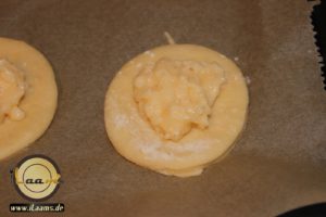 Hefeteilchen mit Crème Pâtissière