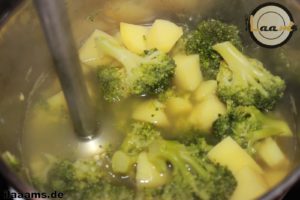 Brokkoli-Kartoffelsuppe