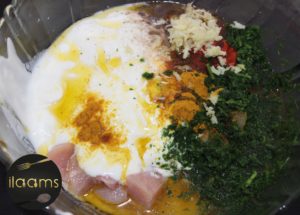 Hähnchenspieße mit Joghurt-Curry Marinade aus dem Ofen