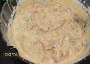 Hähnchenspieße mit Joghurt-Curry Marinade aus dem Ofen