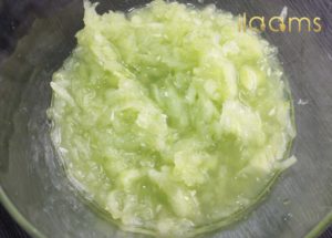 Joghurt-Sauce-mit-Gurken-und-Knoblauch-Schritt-1