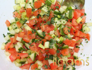 Gemischter-Salat-mit-Garnelen-Schritt-4
